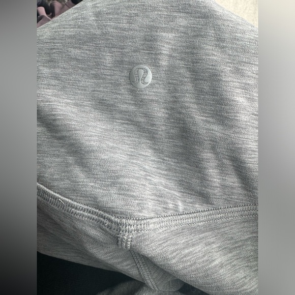 BNWT 25” align sz 8 - Picture 4 of 4